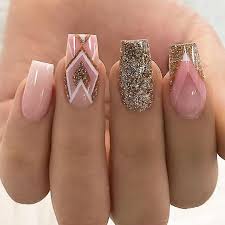 See more ideas about nail designs, cute nails, nail art. 30 Rose Gold Nail Art Ideas That Will Definitely Look Perfect For Holidays Nail Design Ideaz