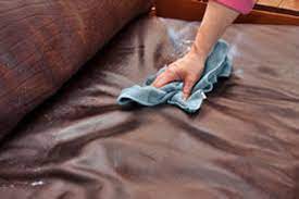 Comment enlever une tache de stylo? Comment Nettoyer Du Cuir Et Enlever Une Tache