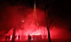 Feu d'Artifice du 14 Juillet : Le PSG Volé de Son Hommage?! 😱 - Imagen principal del artículo
