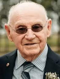 Burlington RV Superstore Founder Russell Wegge Dies