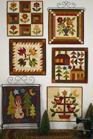 10 Quilt Squares Is A Series Of Small Quilts Intended To Decorate Your Home Frame The Quilts Using 12 X 12 Ready Made Applique Quilts Quilt Patterns Quilts