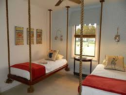 From nautical lamps and beach doormats to etched coastal glassware and beach house bedding, we carry every essential for your vacation escape. 50 Beautiful Coastal Chic Bedroom Retreats