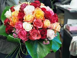 Pink and orange roses, white peony, dried flowers and leaves. Flower Shop Berlin Berlin Floristry Florist Berlin Flowers Gallery Wedding Floristry Flower Delivery