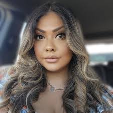 Vida Diaz's Instagram, Twitter & Facebook