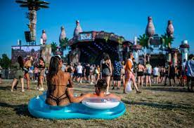 Versand der printausgabe in ungarn! Balaton Sound 2019 In Zamardi Bebt Wieder Der Beach Ungarn Tv Com Reisemagazin Aktuelle Nachrichten