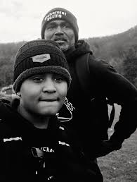 Ruby and her strawberry 🍓 hat she knitted her self ..... love you Rube  #daughter #knitting #grannystyle #benwatts #rubywatts