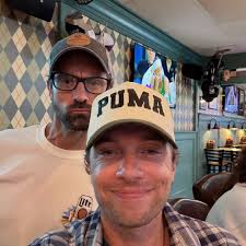 A salute to my pal, @joeyharkum and the boys for delivering a night of OG  music. It was just what I needed. His songs make you think, make you laugh  and they'll