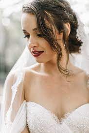 Savannah Bridal Style Amy Fine Stark A Lowcountry Wedding Blog Magazine Charleston Savannah Hilton Head Myrtle Beach Bride Hairstyles Wedding Hairstyles Wedding Hairstyles Updo