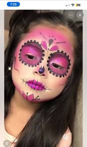 Soy Georgina Vega de Jesus candidata a magistrada de circuito con 28 años  de experiencia en la abogacía. Durante casi tres décadas he dedicado mi  vida a defender la justicia, guiada siempre