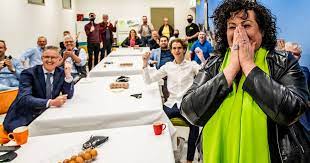Caroline van der plas administratief medewerkster bonaventuracollege bij stichting confessioneel onderwijs leiden scol Deventer Lijsttrekker Caroline Van Der Plas Bbb Pakt Kamerzetel Het Is Ons Gewoon Gelukt Verkiezingen 2021 Tubantia Nl