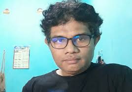 Ke Pinggiran Jalan Lain (Membaca Heroistik Ann Rose Nu Tawng)