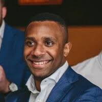 40+ perfiles de «Marlow»