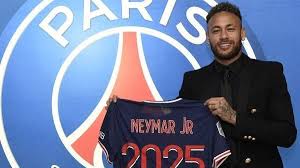 لا توجد مشكلة مع الانتقادات التي توجه لي كلاعب ولكن ما يؤثر علي هو الهجوم عليّ. Ø±Ø³Ù…ÙŠØ§ Ø¨Ø§Ø±ÙŠØ³ ÙŠÙ…Ø¯Ø¯ Ø¹Ù‚Ø¯ Ù†ÙŠÙ…Ø§Ø± Ø­ØªÙ‰ 2025