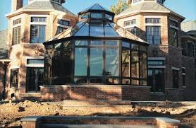 La Veranda Victorienne Du Charme A L Ancienne En 50 Photos Veranda Victorienne Veranda Maison En Brique