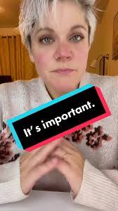 Karlyn Smith's Instagram, Twitter & Facebook