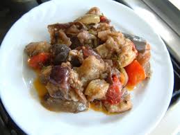 Tagliate a pezzetti i peperoni e friggeteli. Caponata Di Mamma Lia Senza Peperoni E Senza Zucchero Veganblog Ricette E Prodotti Dal Mondo Vegan