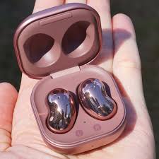 Discover the latest in electronic & smart appliance technology with samsung. Samsung Galaxy Buds Live Review Novel Bean Shaped Airpod Rivals Samsung The Guardian