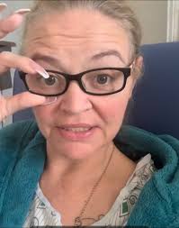 Did Amanda lose weight from surgery or illness?