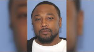 Police searching for suspect in north Columbus shooting