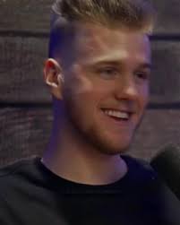 so fine and for what #lachlanpower #lachlanpoweredit #lachlan #lachlanedit  #teampwr #teampower #whatsgoodpodcast (tried a new style)