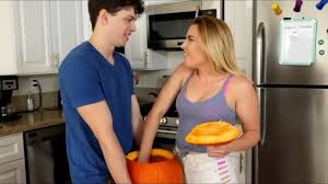 Free Big ass blonde step sister and her handsome step brother are fucking,  while no one is watching Porn Video HD
