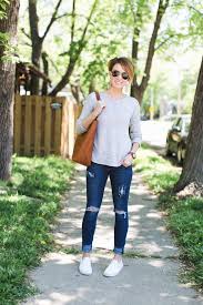 Black And White Slip On Vans Outfits Simple Accessories For Summer Sneakers Outfit Summer Slip Ons Outfit White Slip On Vans