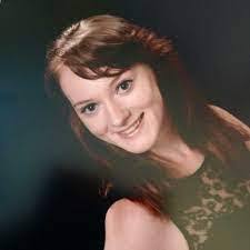 Cheryl Hetzel's Instagram, Twitter & Facebook