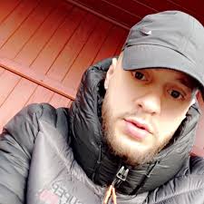 Can someone help us reach diamond rank in Apex Legends?