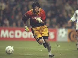 Gianluigi buffon con la maglia del parma mentre si allena. Juve Per Buffon C E L Opzione Parma Mercato Calciomercato Com