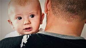 Suamiku juga gembira kerana akan menimang cahaya mata tetapi dia tidak. 5 Penyebab Bayi Muntah Yang Perlu Anda Tahu