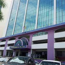 Melaka sentral'e sadece 10 km mesafede yer alan homestay rumah teres bandaraya melaka, melaka'da ortak salon, bahçe ve ortak mutfak erişimi ile konaklama. Uitm Kampus Bandaraya Melaka University In Malacca Town