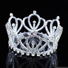 Looking for the best crown wallpapers? Download Royal Queen Crown Wallpapers Hd Desktop Background