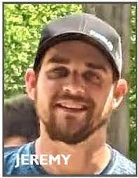 Jeremy Bott's Instagram, Twitter & Facebook