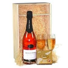 Gifts 2 The Door Is Perfect Store To Buy Alcohol Online At Affordable Prices Buyalcoholonline Mens Anniversary Gifts Liquor Gifts Buy Alcohol