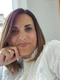 ⭐️ Mitarbeiterin des Monats: Paola Bugmann ⭐️ Unsere sympatische Stimme am  Telefon. 📞 Ihr charmantes Lächeln am Empfang zieht nicht nur uns in den  Bann, sondern auch unsere geschätzte Kundschaft. 😊 Paola