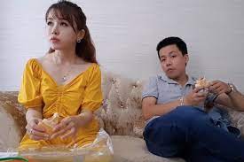 Khoa pug và vụ tố resort aroma phan thiết lừa đảo. Co Gai Ao Vang Gay To Mo Nháº¥t Trong Clip Cá»§a Khoa Pug Cuá»'i Cung CÅ©ng Ä'a Len Tiáº¿ng