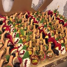 بسم الله ماشاء الله من طلبية ام ابراهيم العبيد الأندلس الملكيه Tea Time Food Party Food Buffet Ramadan Desserts