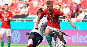 Attila fiola anota un gol para hungría en su partido ante francia (tibor illyes / efe). 3hg8g6j5hjjnwm
