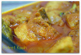 Resepi ayam masak lemak cili api yang sangatlah sedap. Ayam Masak Gulai Limau Purut Potret Kasih