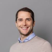 1600+ Profile mit dem Suchbegriff „Theis“