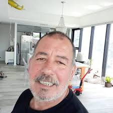 I survived Monday. I hope you got it well too🥰🔥