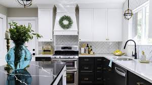 Black & white kitchen cabinets. Black And White Kitchen Chic And Timeless Sunny Side Design