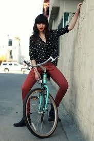 おしゃれして自転車に乗ろう 海外ファッショニスタの自転車スタイル naver まとめ pretty girl dresses fashion style