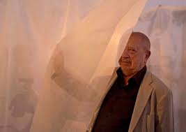 He is best known for his photography installations and contemporary french conceptual style. Category Christian Boltanski Wikimedia Commons