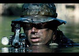 Verdaderos Navys Seals Protagonizan Acto De Valor Noche De Cine