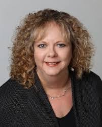 Jane Rumsey's Instagram, Twitter & Facebook