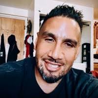 Edward Unpingco's Instagram, Twitter & Facebook