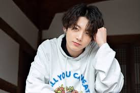 178cm (around, cause who knows really) weight. Jungkook Bts Beli Rumah Mewah Seharga Rp 97 8 Miliar Di Itaewon