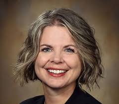 Leah Beckman's Instagram, Twitter & Facebook