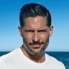 Robin Coomer's Instagram, Twitter & Facebook